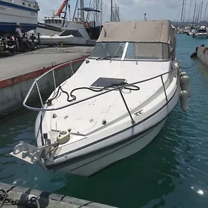 Bateau-hôtel Port De Laurent Du Var - Bateau Moteur, Saint-Laurent-du-Var